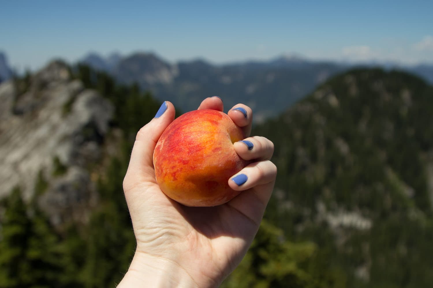 Eating peaches